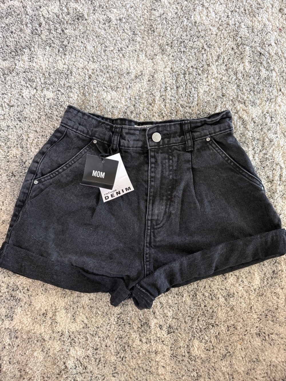 Refuge Denim Mom High-Waist Black Shorts